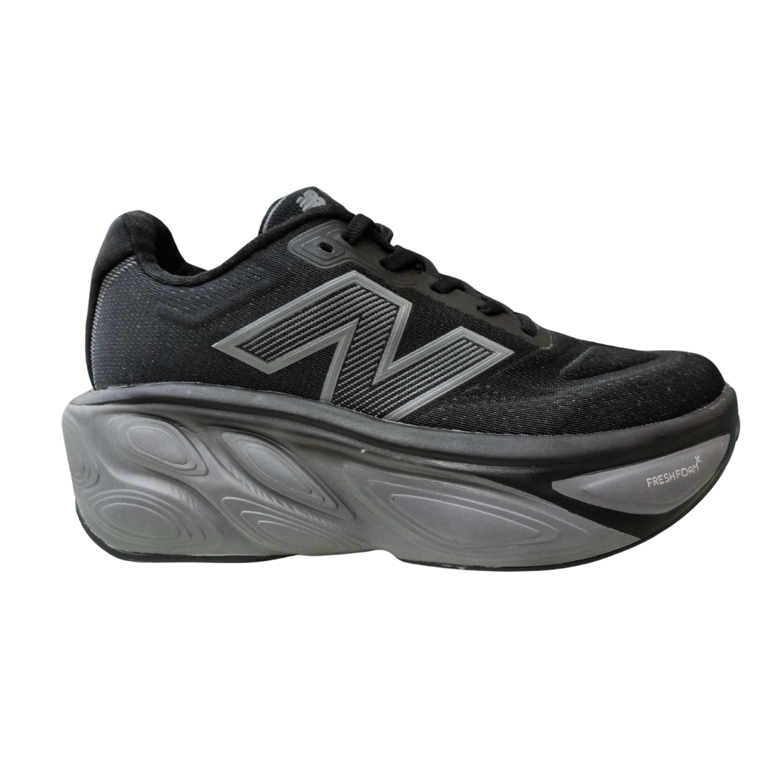 NB v5 Fresh Foam X More Black Grey right profile displaying Fresh Foam midsole cushioning and lightweight design for long runs.