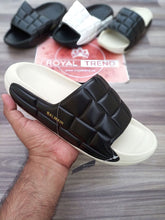 Right Side View : "Balmain Slide Box side profile beige black"