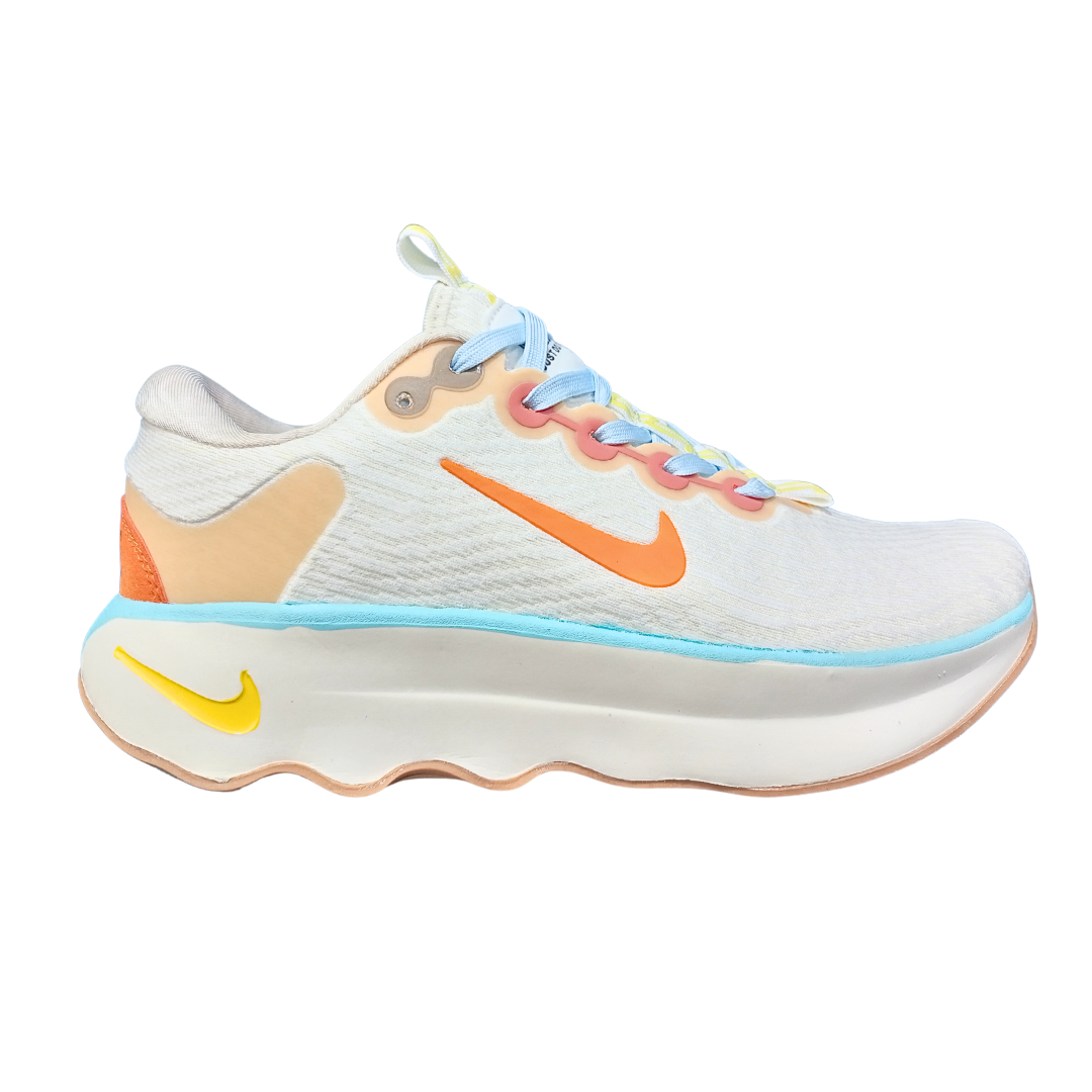 Right side profile of Nike React Infinity Run Flyknit 3 displaying streamlined silhouette and responsive cushioning technology.