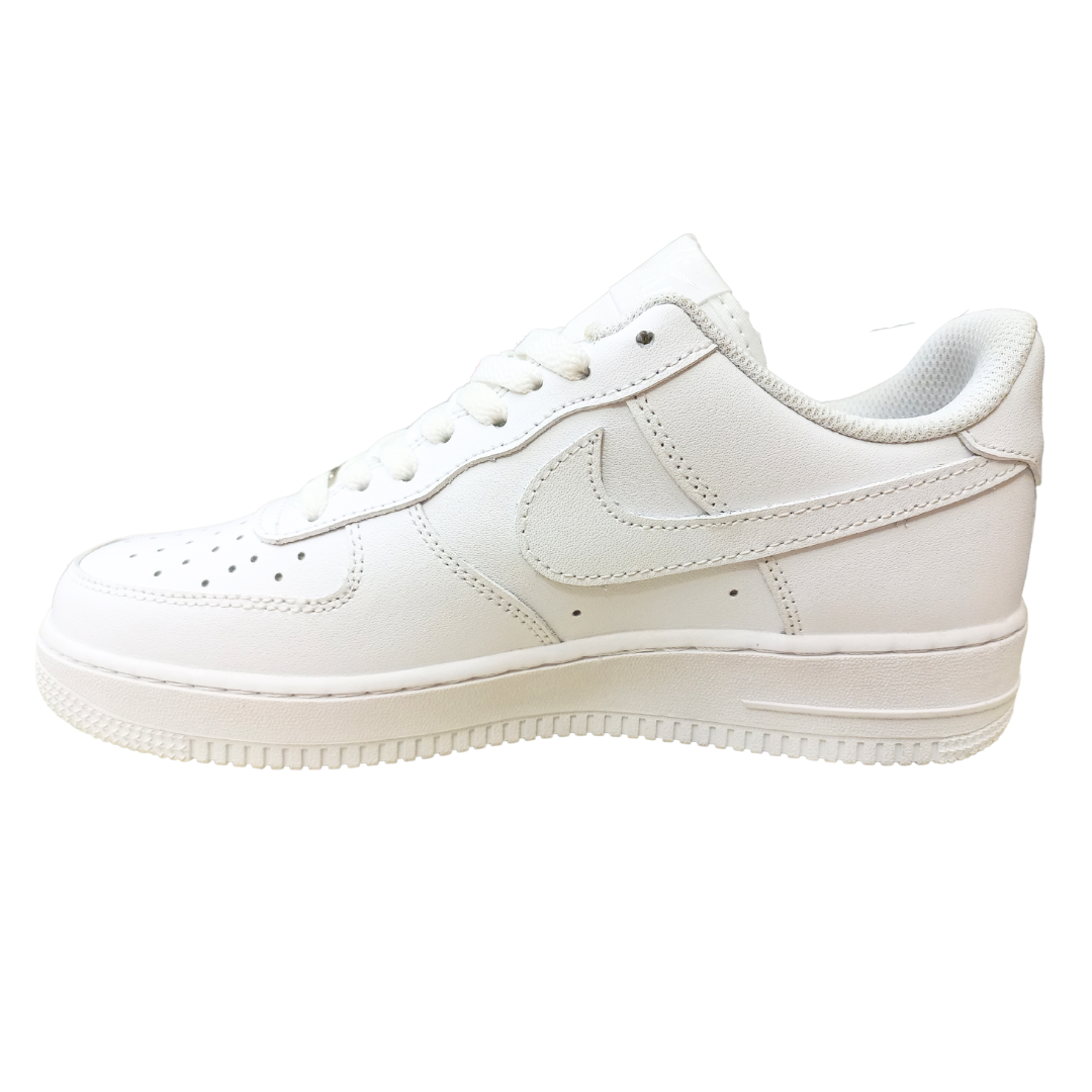 Left-side detail of NAF 1 Low white sneakers with reinforced toe cap and seamless stitching