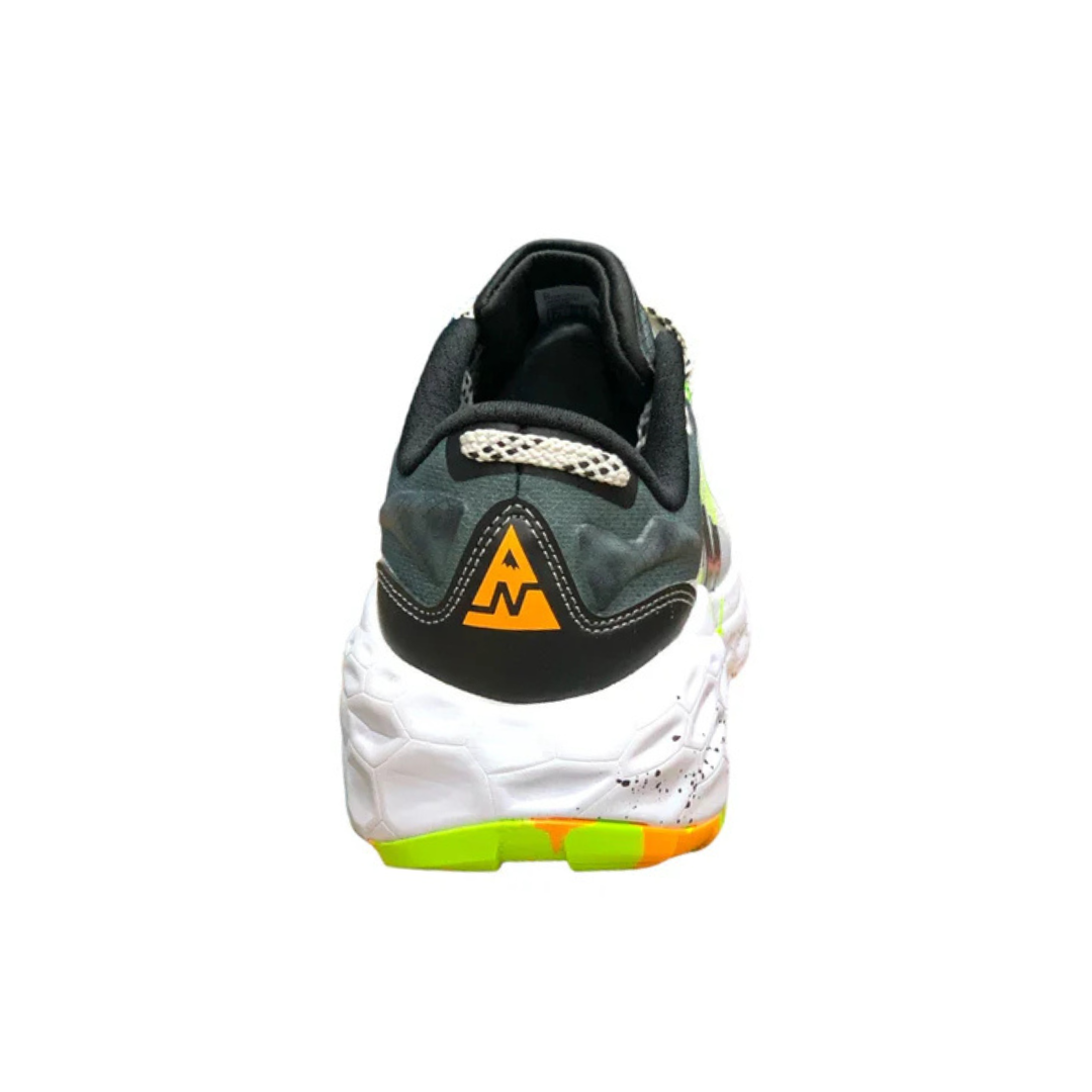 NEW BALANCE FRESH FOAM MORE TRAIL V2 WHITE  WHITE GREEN