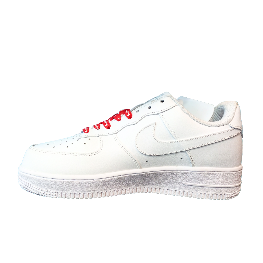 Supreme x Nike Air Force 1 Low - White / Red